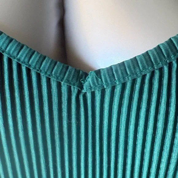 Two piece short set - Picture 4 of 4